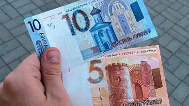Средняя зарплата в Беларуси в октябре составила 1 478,9 рубля